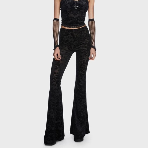 Widow flares - Picture 6 of 6